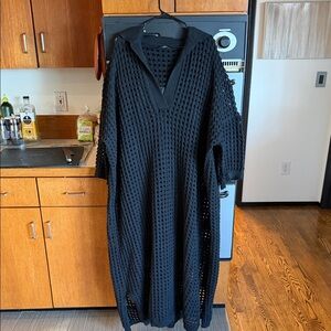 Chic Black Knit Midi Dress